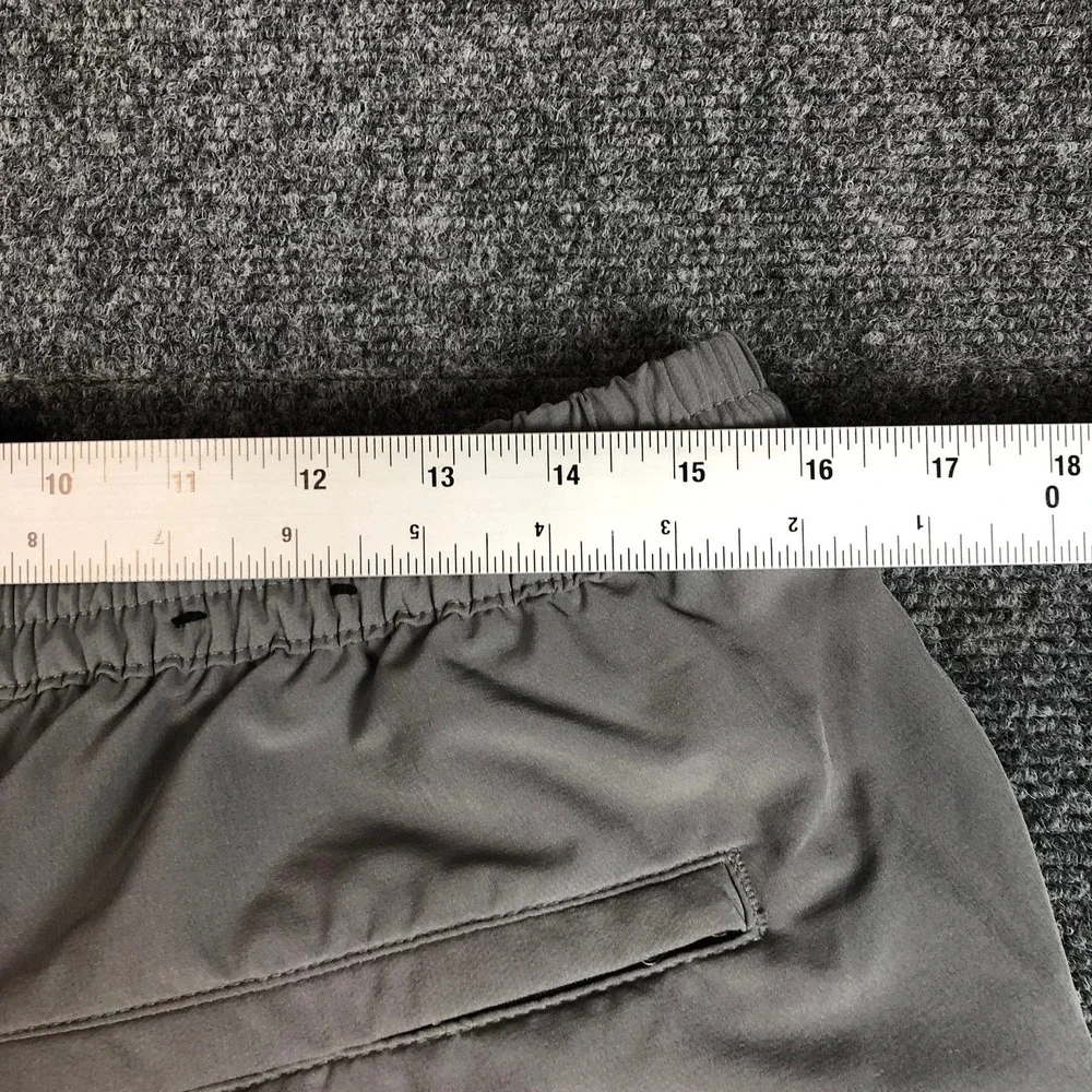 Banana Republic Mens Gray‎ Drawstring Waist Nylon Athletic Shorts Size Medium